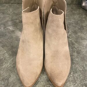 Women's Suede Pointed Toe Ankle Boots - Taupe